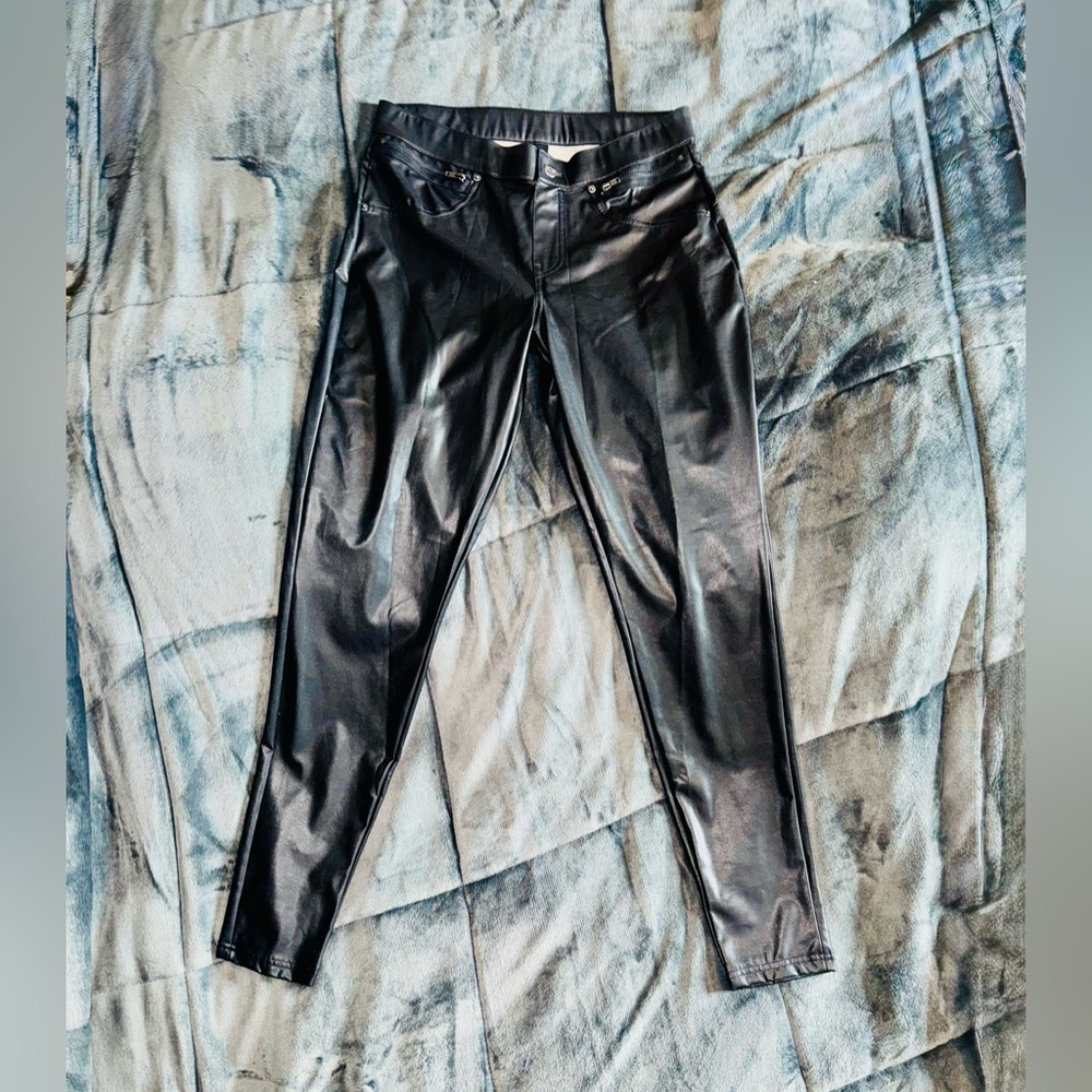 *New* HUE Black Faux Leather Leggings